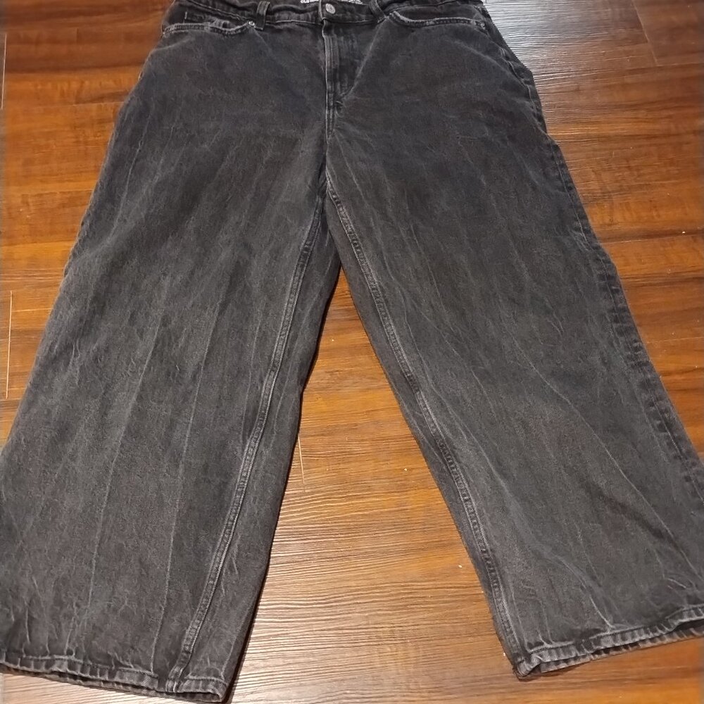 Black Old Navy Jeans